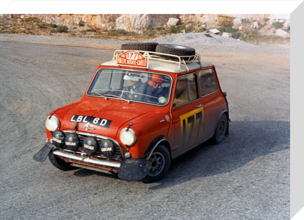 MINI COOPER S 1967 # 177 RALLYE MONTE CARLO finish line 1/16 no 1/18 SOLIDO 8602